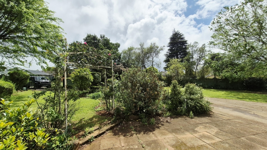 4 Bedroom Property for Sale in Greendale KwaZulu-Natal