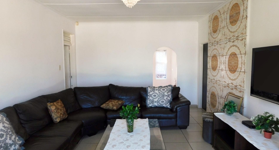5 Bedroom Property for Sale in Glen Hills KwaZulu-Natal
