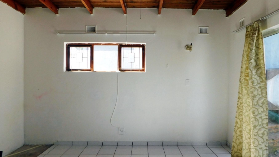 5 Bedroom Property for Sale in Glen Hills KwaZulu-Natal
