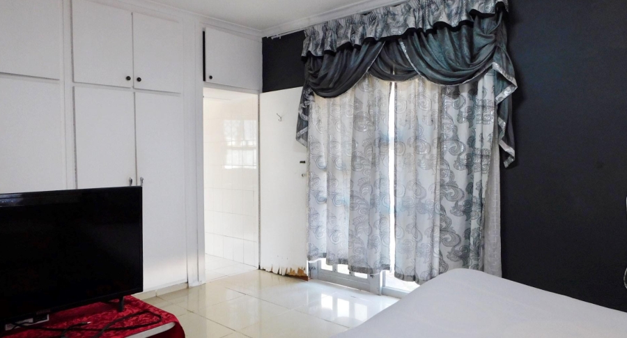5 Bedroom Property for Sale in Glen Hills KwaZulu-Natal