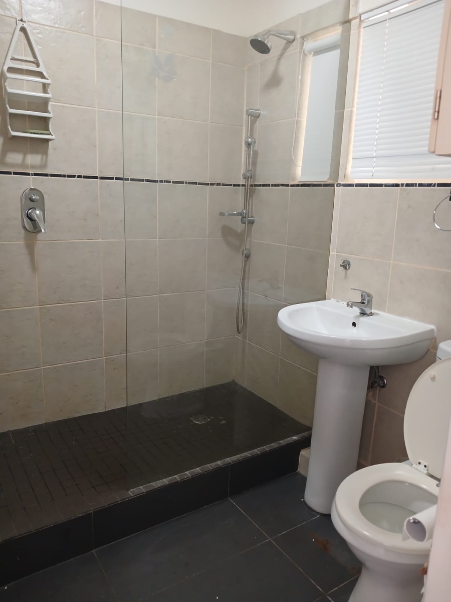 2 Bedroom Property for Sale in Glenwood KwaZulu-Natal