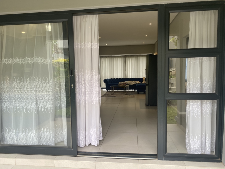 To Let 2 Bedroom Property for Rent in Palm Lakes Estate KwaZulu-Natal