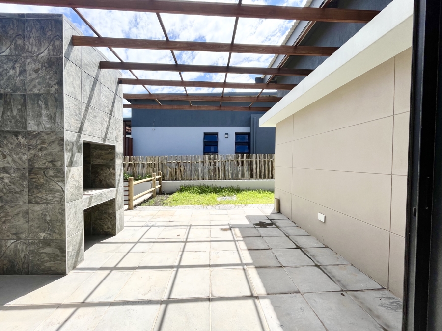 3 Bedroom Property for Sale in Palm Lakes Estate KwaZulu-Natal