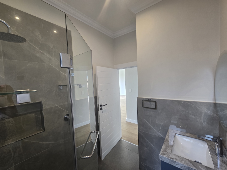 2 Bedroom Property for Sale in New Salt Rock City KwaZulu-Natal
