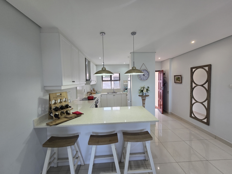 To Let 3 Bedroom Property for Rent in Ballito Central KwaZulu-Natal