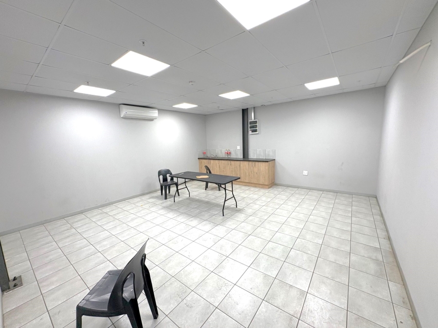 To Let Commercial Property for Rent in La Mercy KwaZulu-Natal