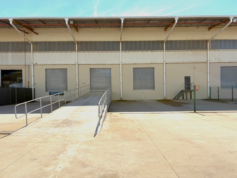 To Let Commercial Property for Rent in La Mercy KwaZulu-Natal