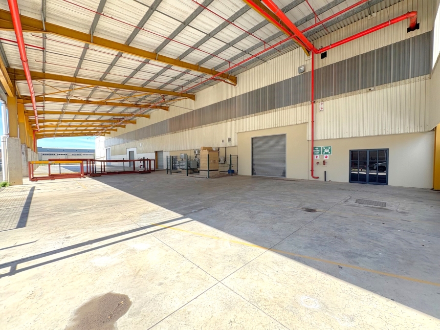 To Let Commercial Property for Rent in La Mercy KwaZulu-Natal