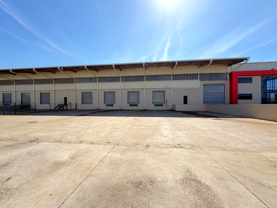 To Let Commercial Property for Rent in La Mercy KwaZulu-Natal