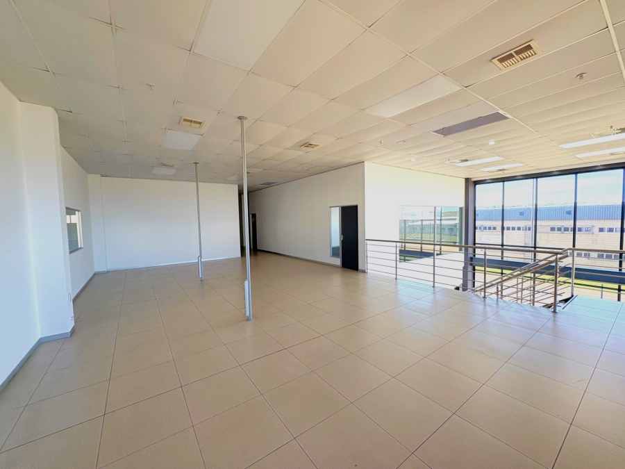 To Let Commercial Property for Rent in La Mercy KwaZulu-Natal