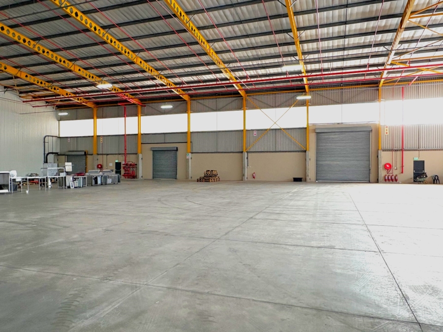 To Let Commercial Property for Rent in La Mercy KwaZulu-Natal