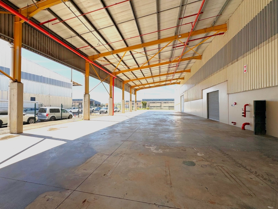 To Let Commercial Property for Rent in La Mercy KwaZulu-Natal