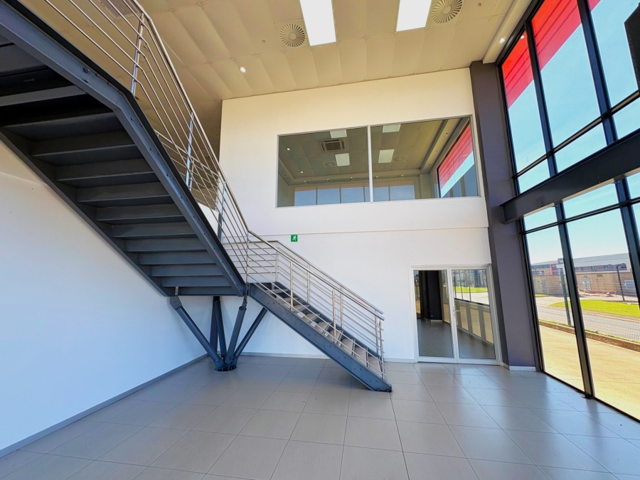 To Let Commercial Property for Rent in La Mercy KwaZulu-Natal