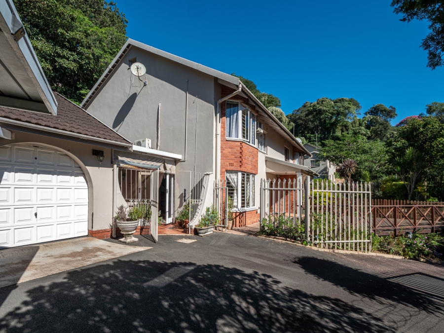 3 Bedroom Property for Sale in Kloof KwaZulu-Natal