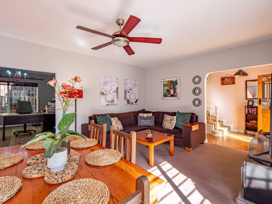 3 Bedroom Property for Sale in Kloof KwaZulu-Natal