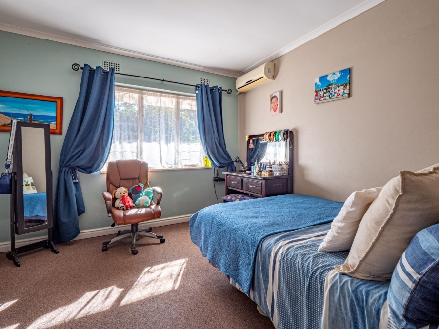 3 Bedroom Property for Sale in Kloof KwaZulu-Natal
