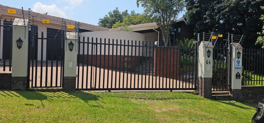 To Let 4 Bedroom Property for Rent in Umbilo KwaZulu-Natal
