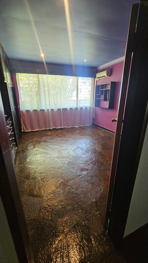 To Let 4 Bedroom Property for Rent in Umbilo KwaZulu-Natal
