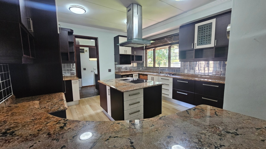 To Let 4 Bedroom Property for Rent in Umbilo KwaZulu-Natal