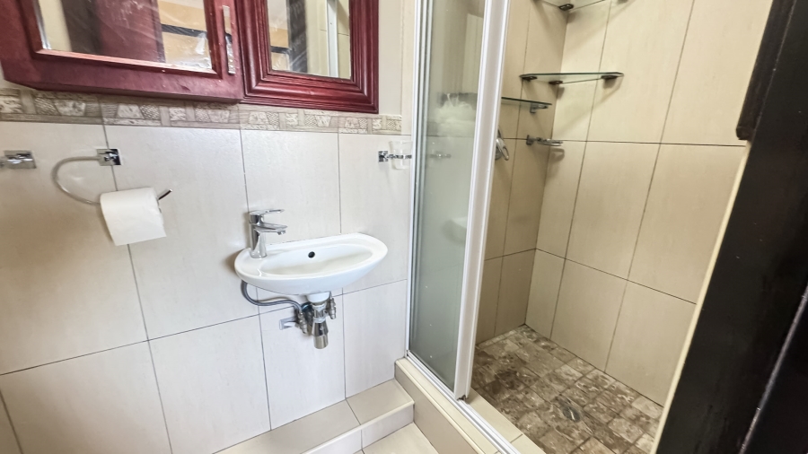 To Let 1 Bedroom Property for Rent in Umhlanga Ridge KwaZulu-Natal