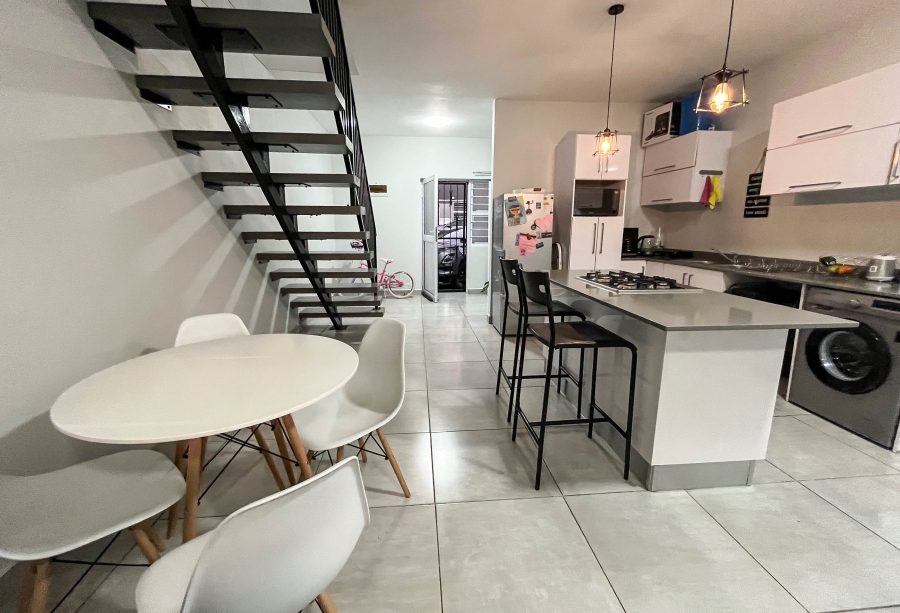 To Let 2 Bedroom Property for Rent in Red Hill KwaZulu-Natal