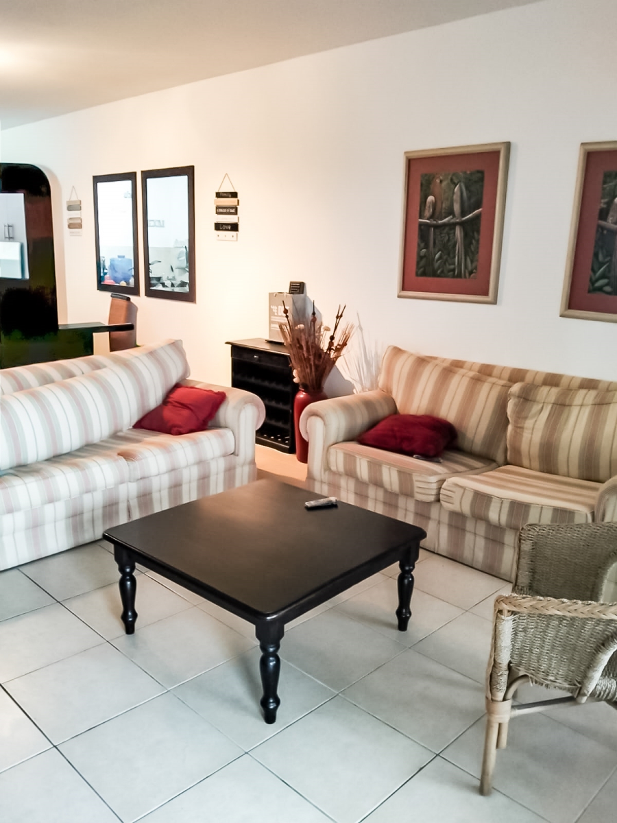 To Let 3 Bedroom Property for Rent in La Mercy KwaZulu-Natal