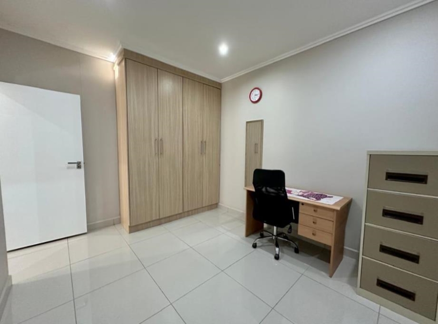 To Let 2 Bedroom Property for Rent in Umhlanga Ridge KwaZulu-Natal