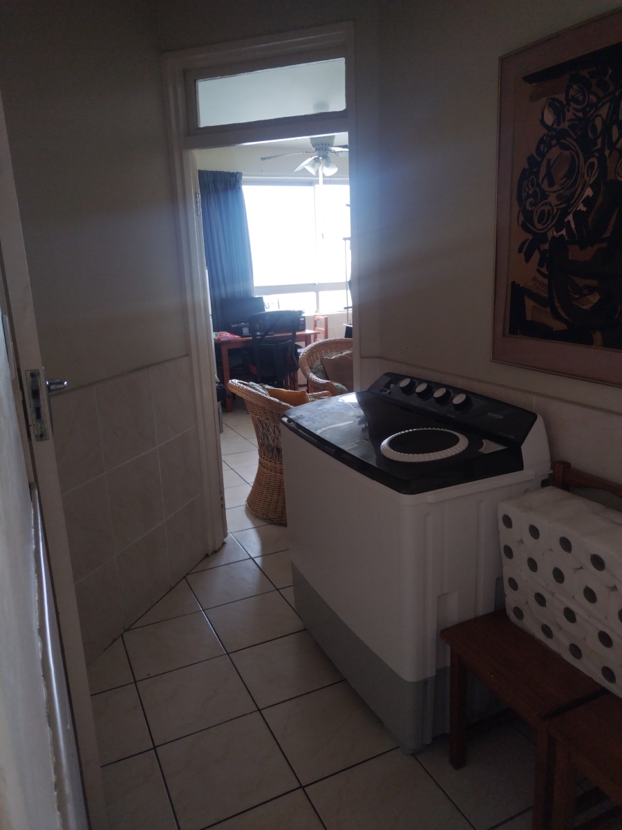 1 Bedroom Property for Sale in Amanzimtoti KwaZulu-Natal
