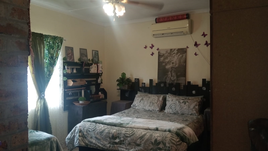 3 Bedroom Property for Sale in Birdswood KwaZulu-Natal