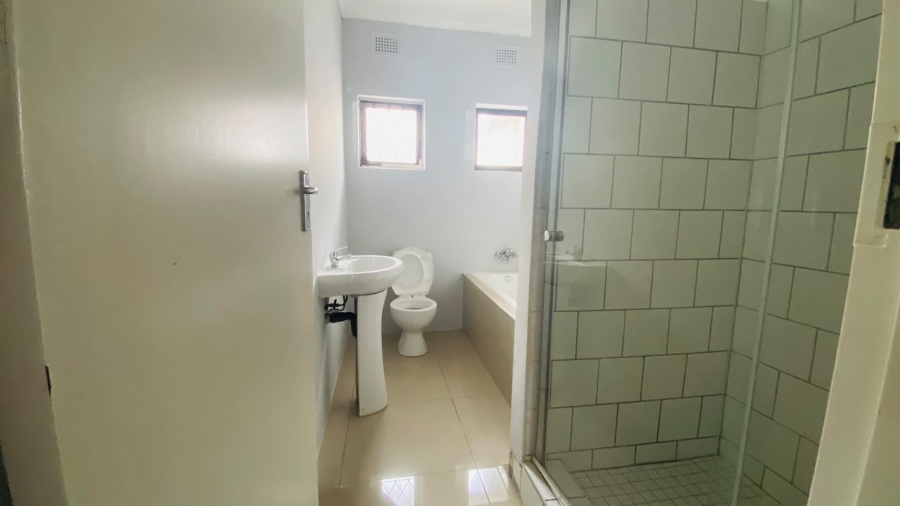 To Let 3 Bedroom Property for Rent in Farningham Ridge KwaZulu-Natal