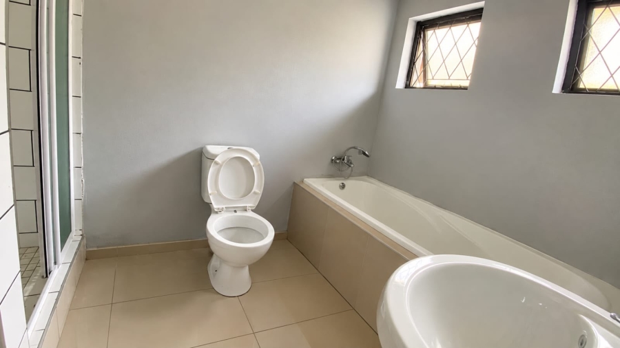 To Let 3 Bedroom Property for Rent in Farningham Ridge KwaZulu-Natal
