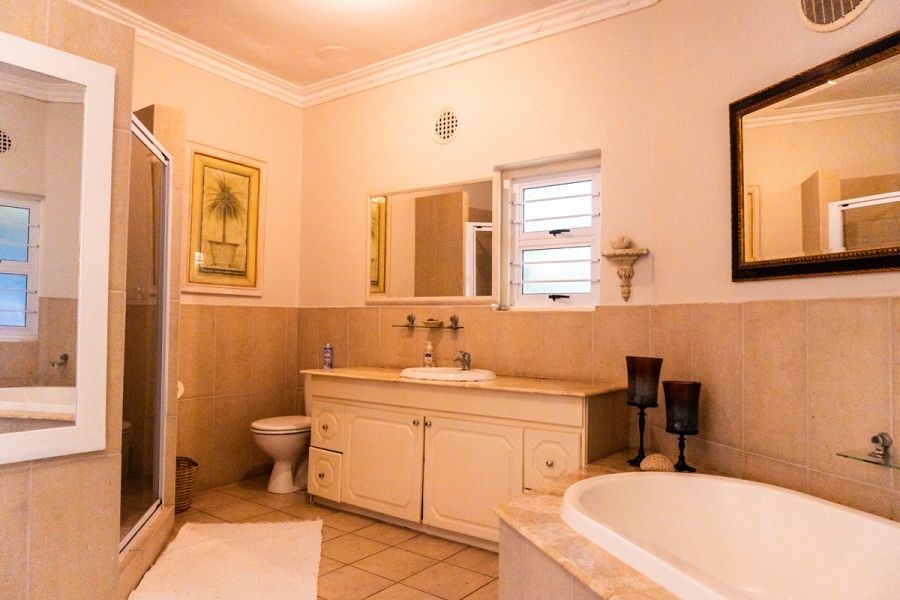 5 Bedroom Property for Sale in Zinkwazi Beach KwaZulu-Natal