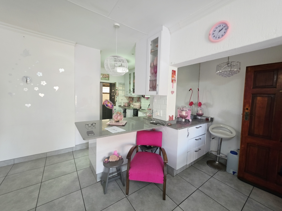 2 Bedroom Property for Sale in Arboretum KwaZulu-Natal