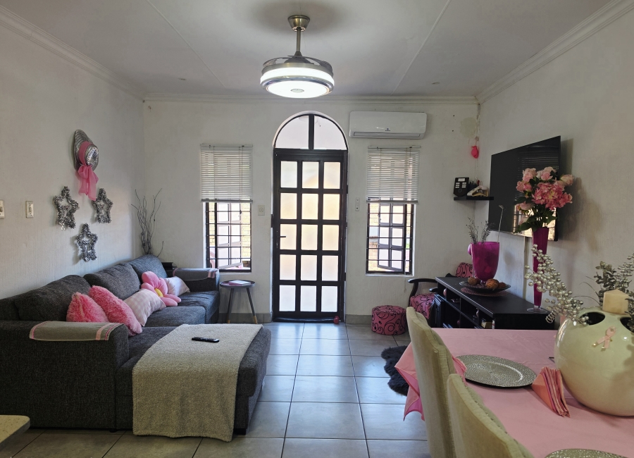 2 Bedroom Property for Sale in Arboretum KwaZulu-Natal