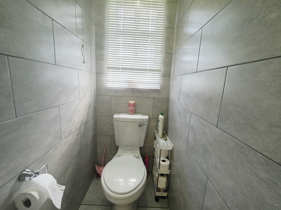 2 Bedroom Property for Sale in Arboretum KwaZulu-Natal