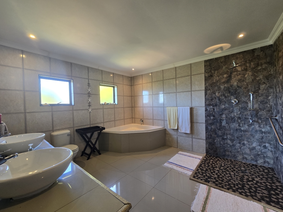 3 Bedroom Property for Sale in Seaward Estate KwaZulu-Natal