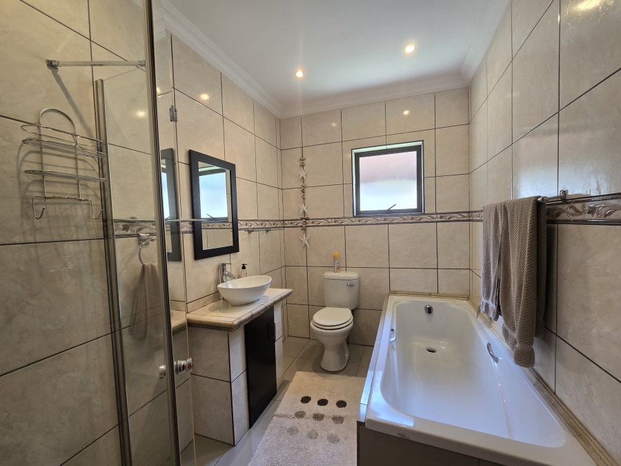 3 Bedroom Property for Sale in Seaward Estate KwaZulu-Natal