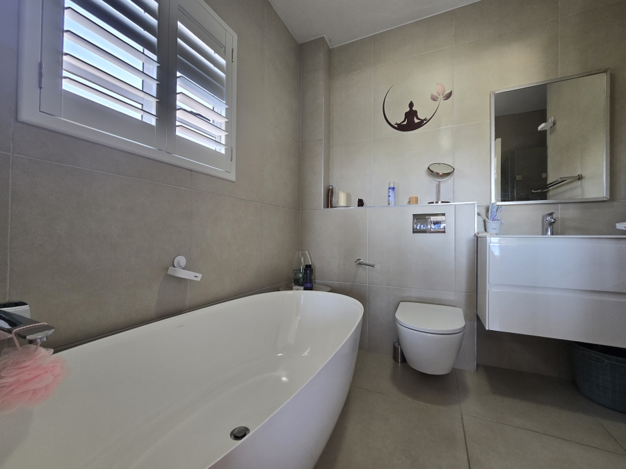 To Let 3 Bedroom Property for Rent in Ballito Central KwaZulu-Natal