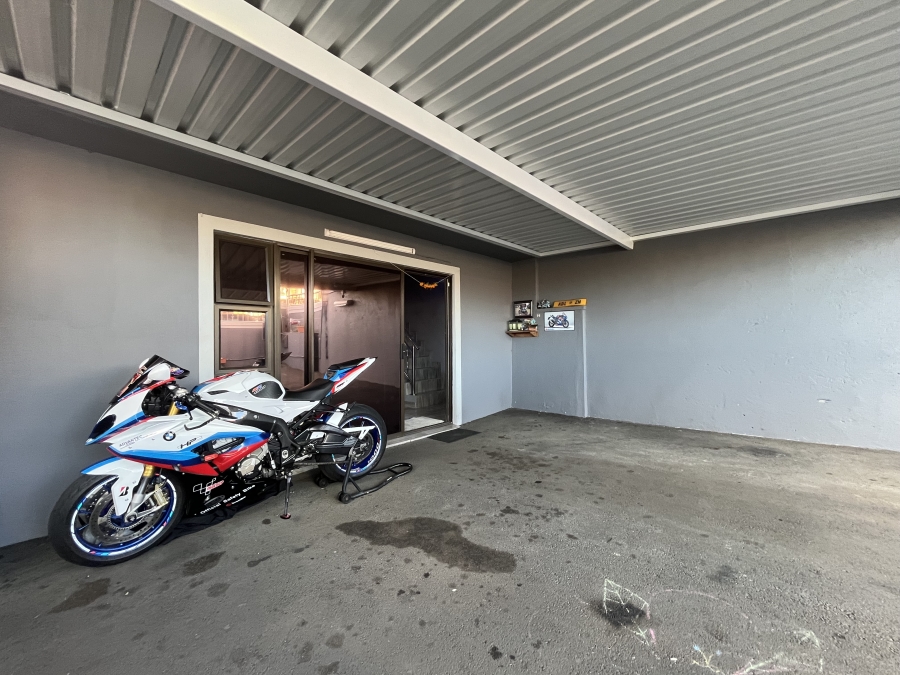 3 Bedroom Property for Sale in Sunford KwaZulu-Natal