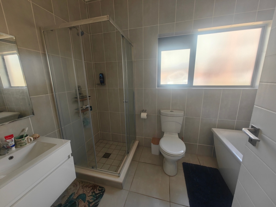 To Let 2 Bedroom Property for Rent in Ballito Central KwaZulu-Natal