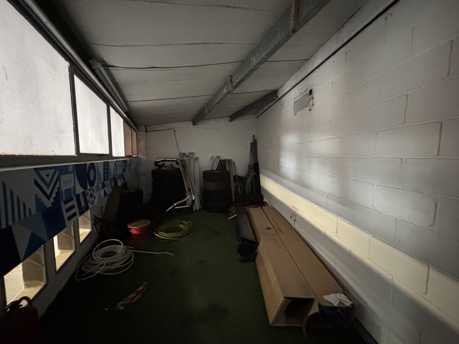 To Let Commercial Property for Rent in Briardene KwaZulu-Natal