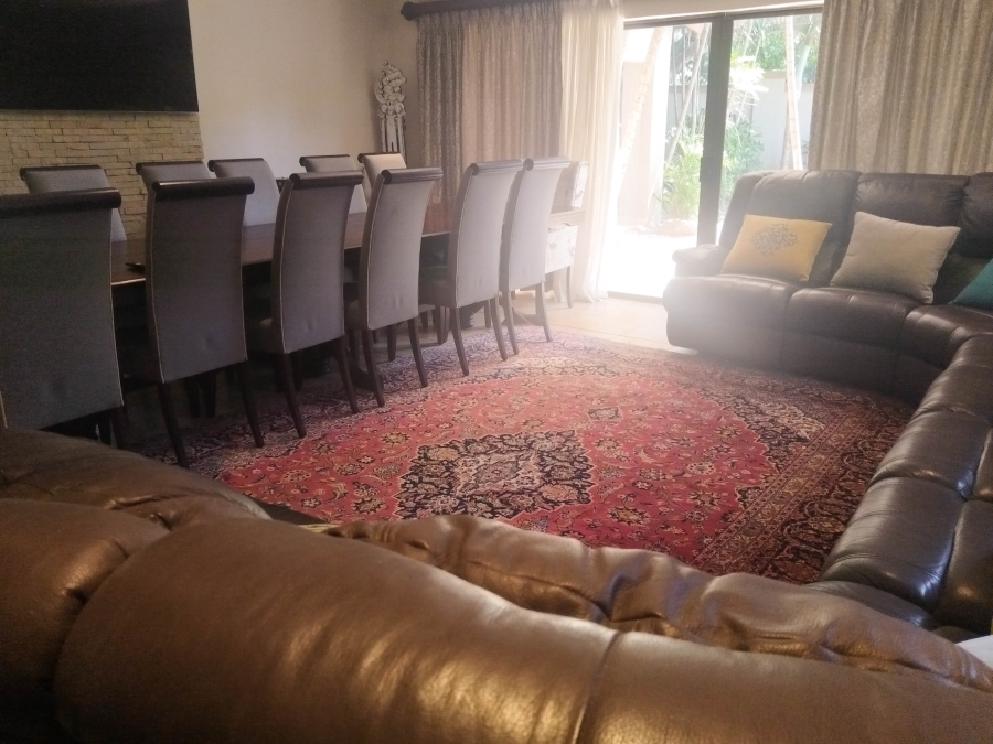 4 Bedroom Property for Sale in Umhlanga KwaZulu-Natal
