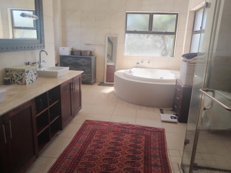 4 Bedroom Property for Sale in Umhlanga KwaZulu-Natal