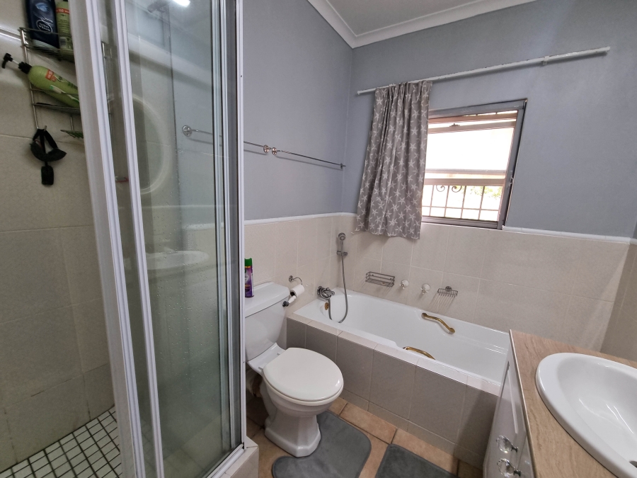 3 Bedroom Property for Sale in Umhlanga KwaZulu-Natal