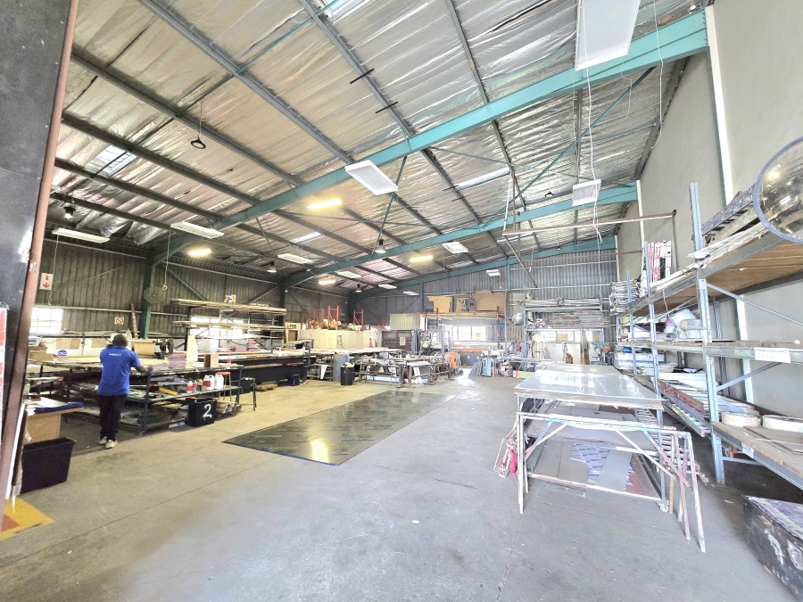 To Let Commercial Property for Rent in Westmead KwaZulu-Natal