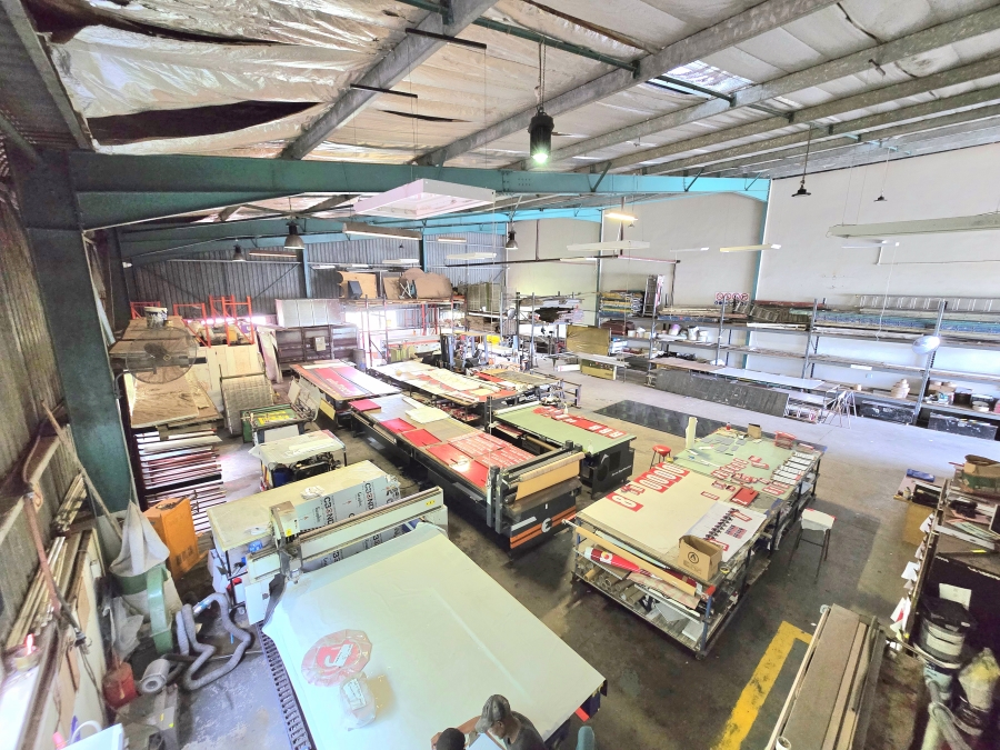 To Let Commercial Property for Rent in Westmead KwaZulu-Natal