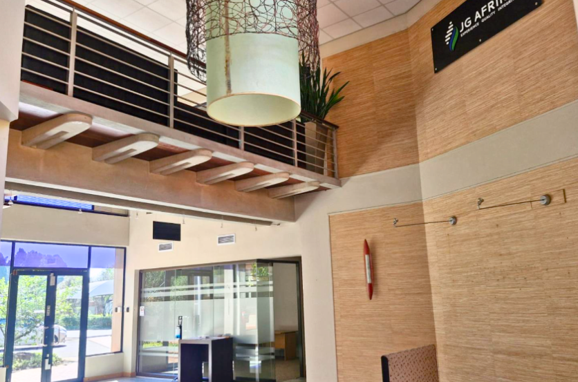 To Let Commercial Property for Rent in Leonard KwaZulu-Natal