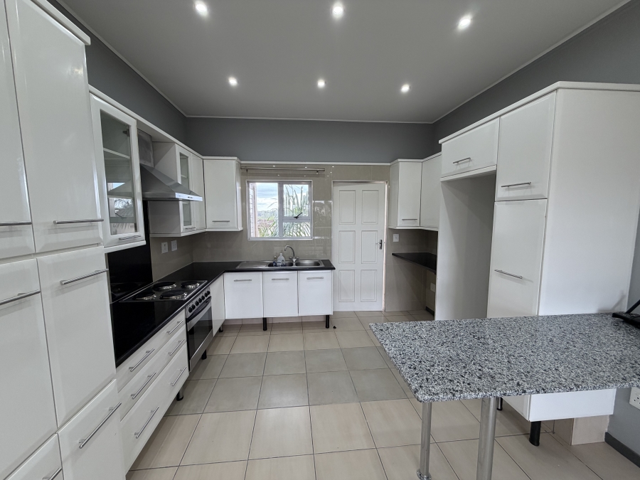 To Let 2 Bedroom Property for Rent in Compensation Beach KwaZulu-Natal