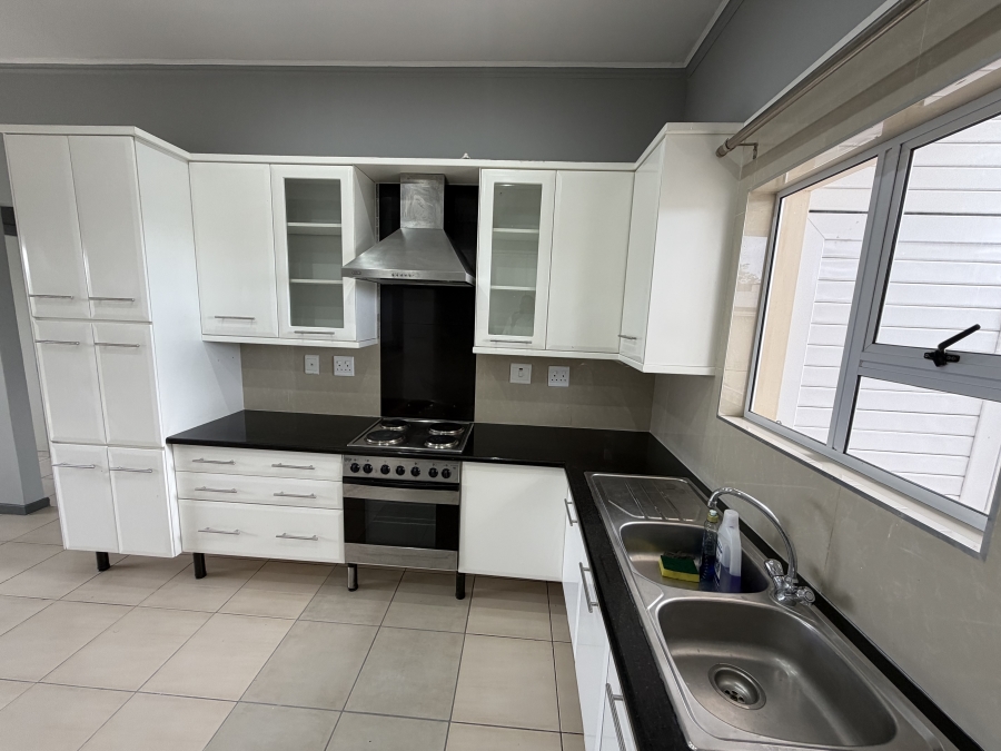To Let 2 Bedroom Property for Rent in Compensation Beach KwaZulu-Natal