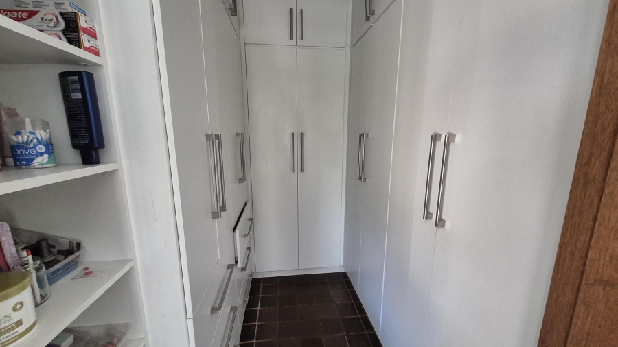 3 Bedroom Property for Sale in Chase Valley Heights KwaZulu-Natal